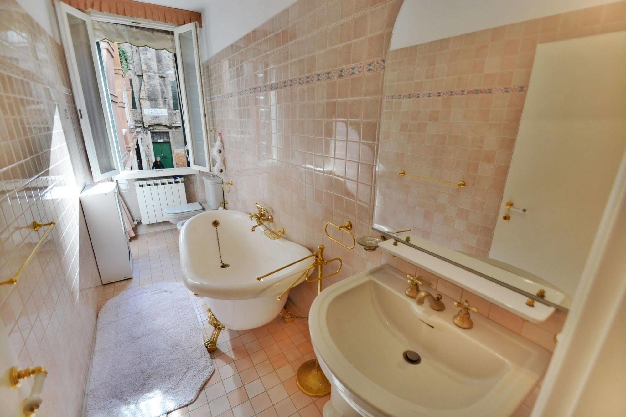Апартаменты Ve.N.I.Ce. Cera Casa Del Sol Венеция Экстерьер фото